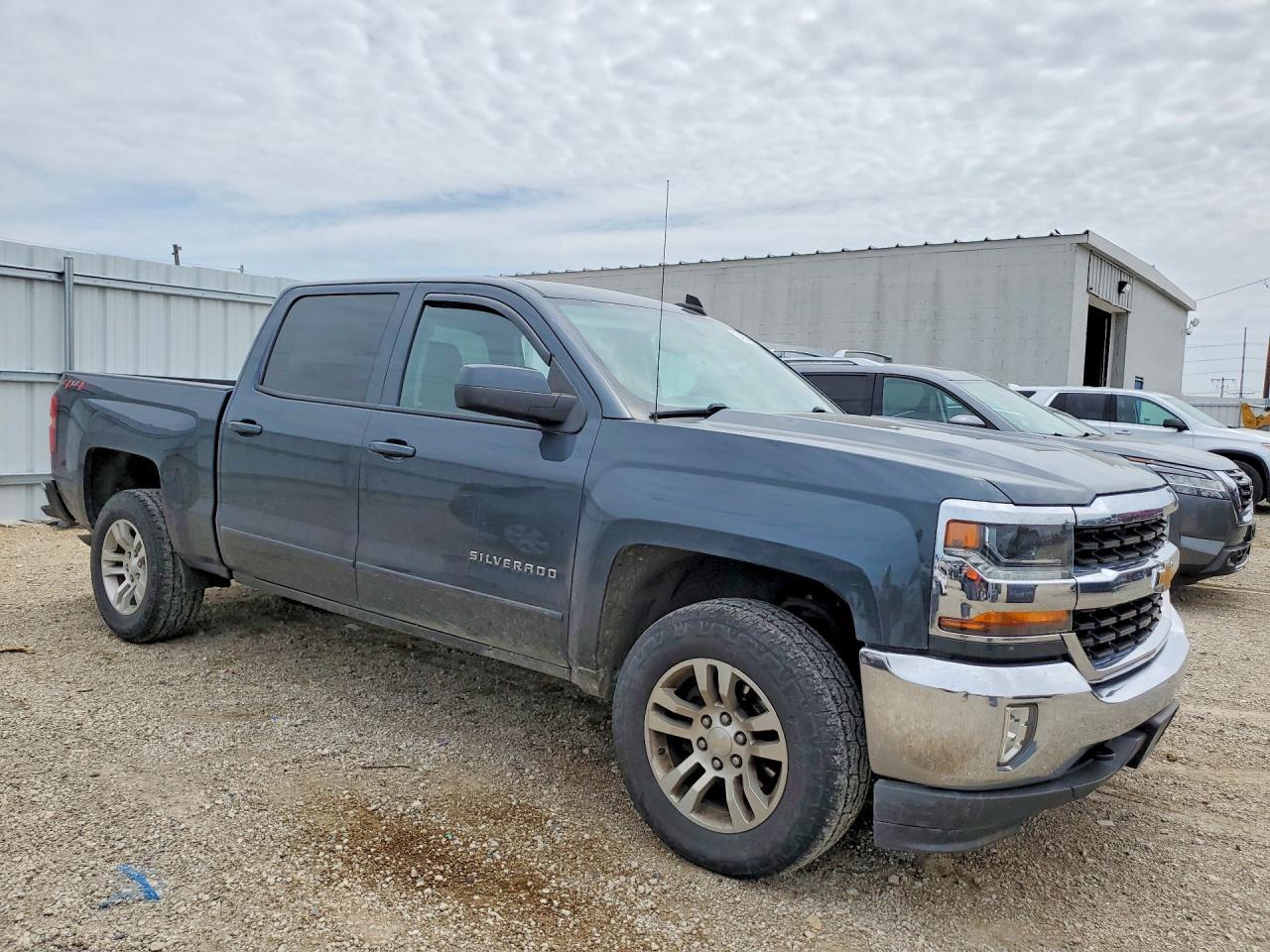 2018 Chevrolet Silverado - Image 4