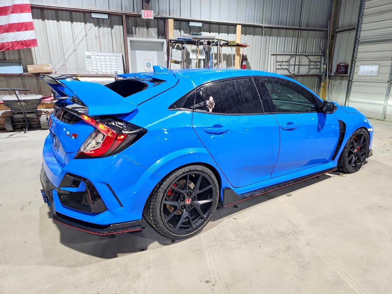 2021 Honda Civic Type-R Touring - Image 3