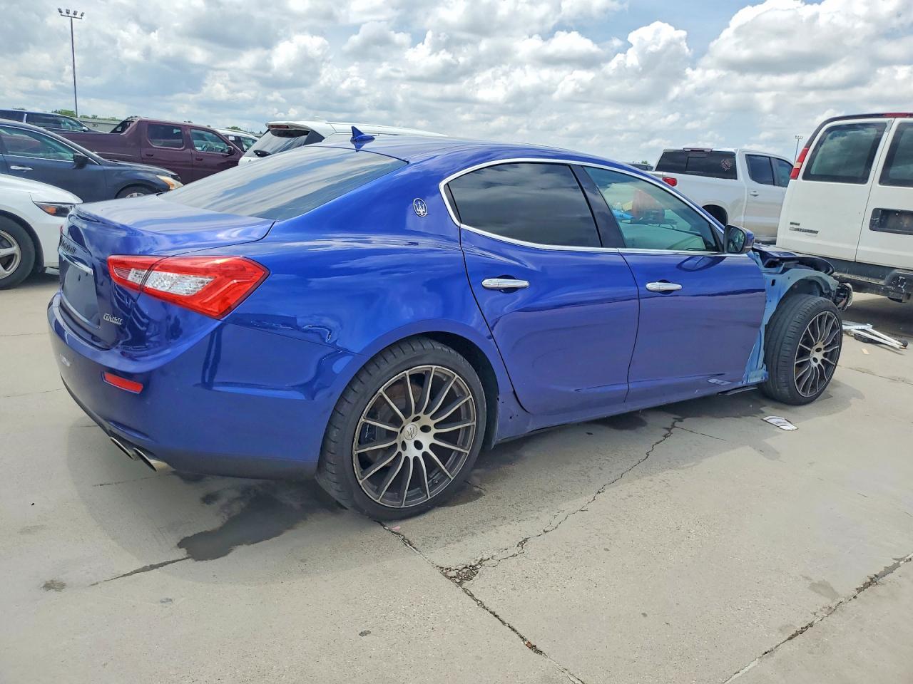 2017 Maserati Ghibli Luxury - Image 3