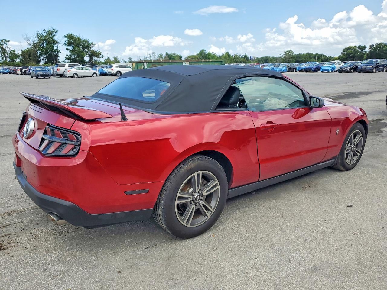 2012 Ford Mustang - Image 3