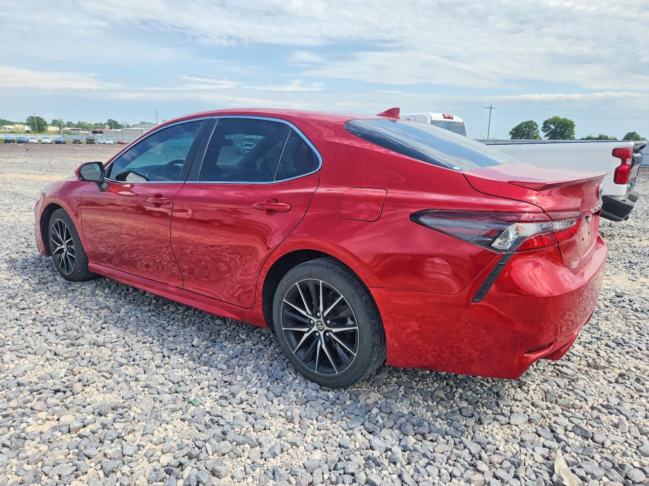 2023 Toyota Camry Se - Фото 2