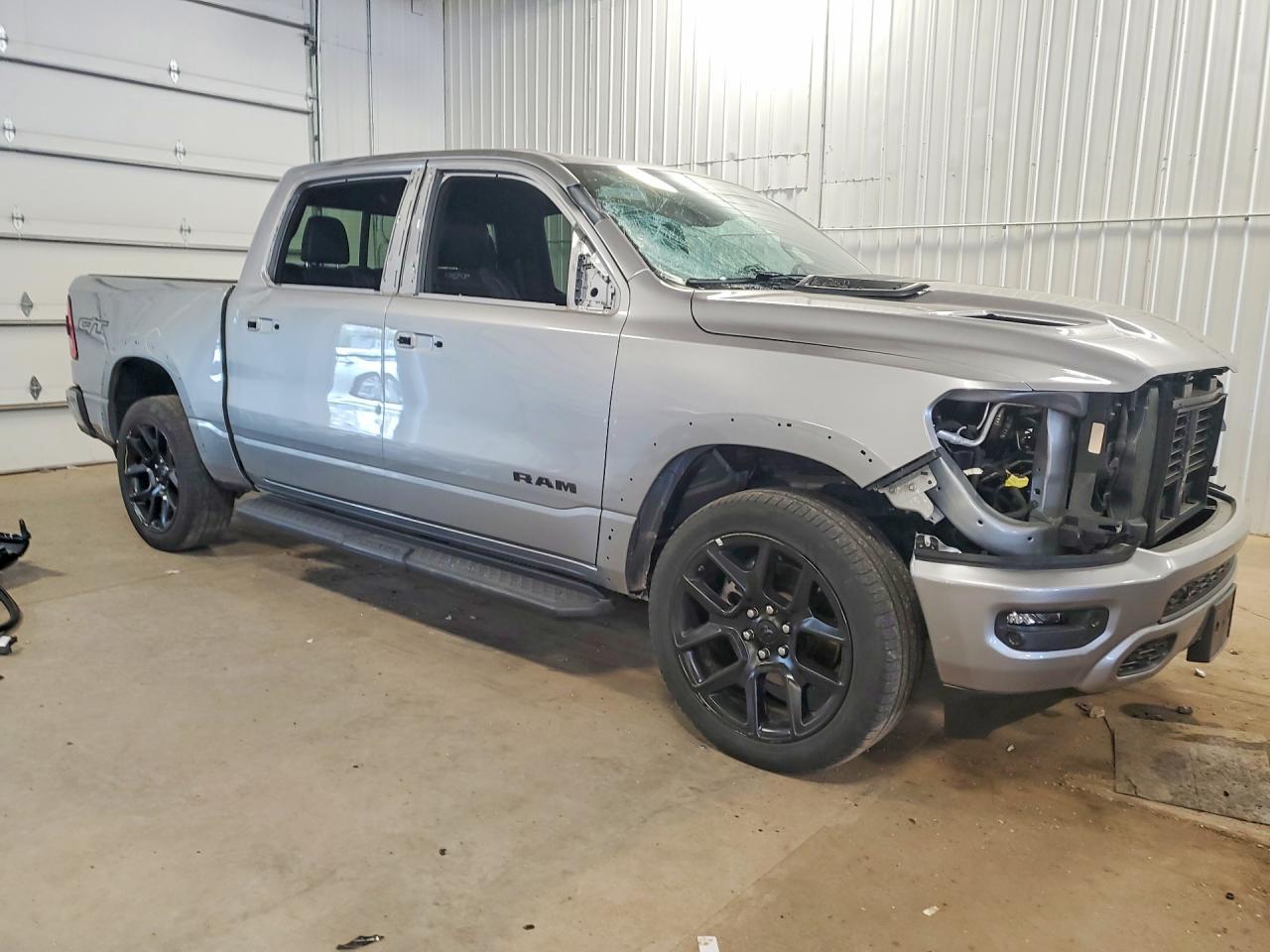 2023 Ram 1500 Laramie - Фото 4
