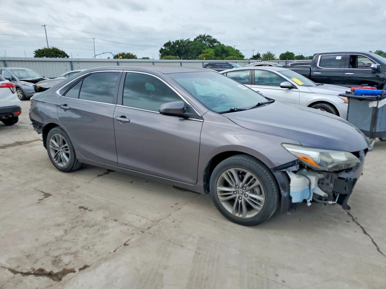 2016 Toyota Camry Se - Фото 4