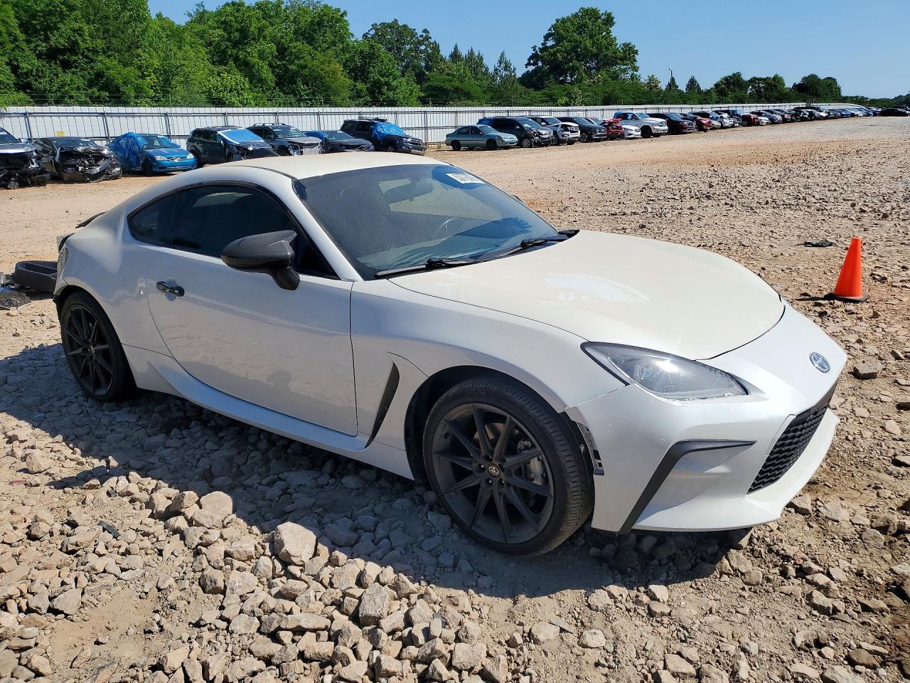 2023 Toyota Gr 86 Premium - Image 4