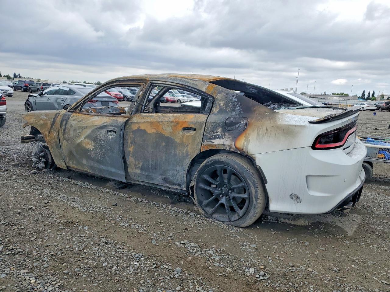 2021 Dodge Charger Gt - Image 2