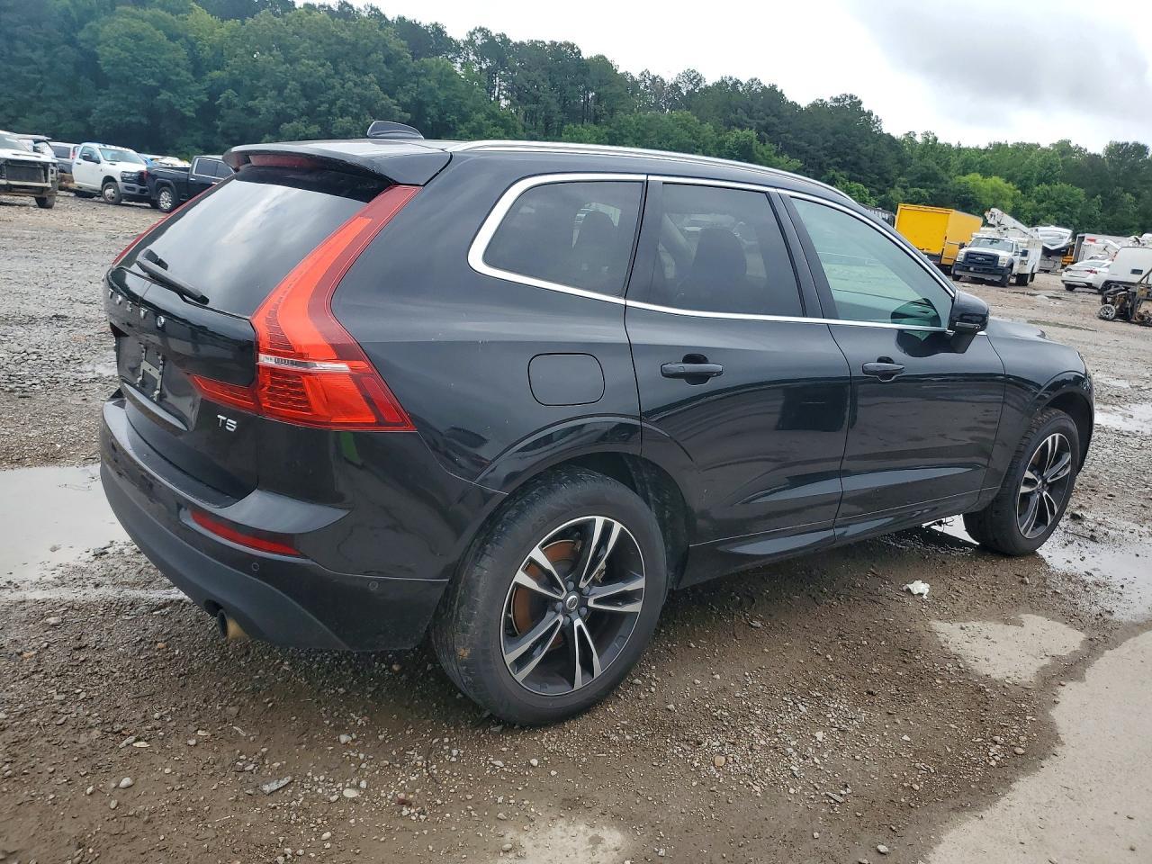 2019 Volvo Xc60 T5 - Фото 3