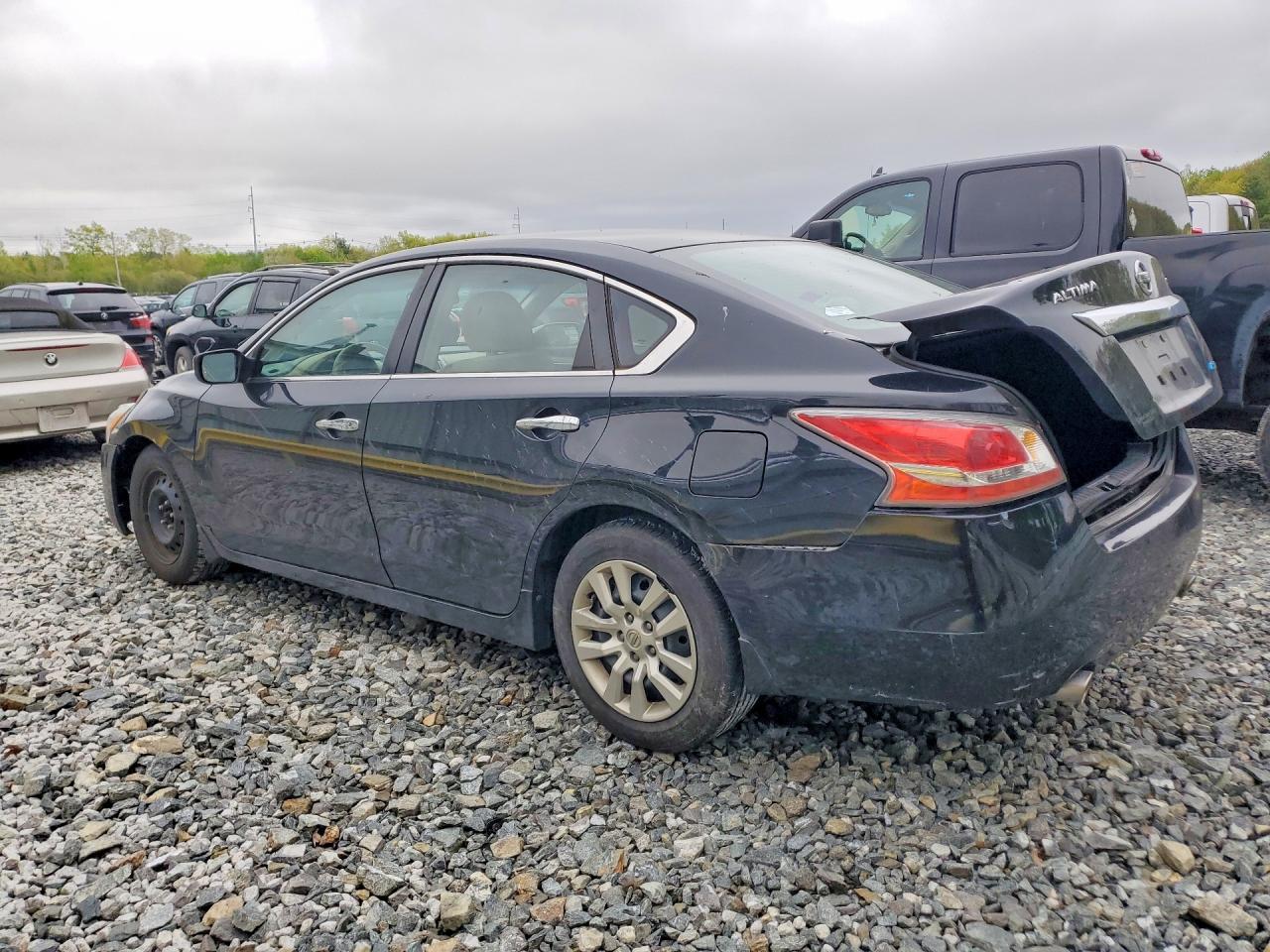 2013 Nissan Altima 2.5 - Image 2