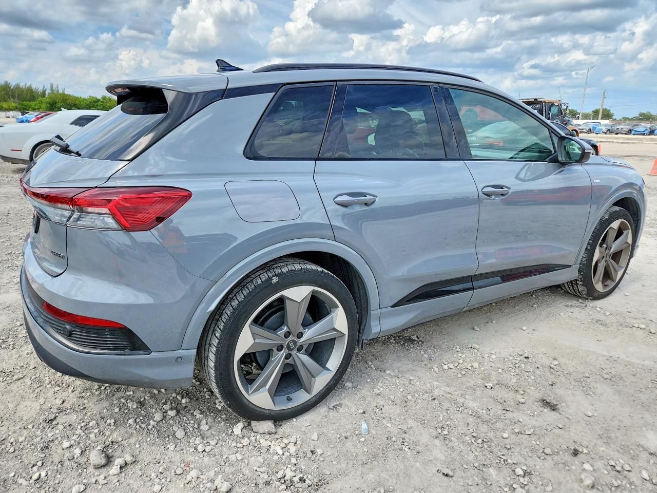 2024 Audi Q4 E-Tron Premium Plus - Фото 3