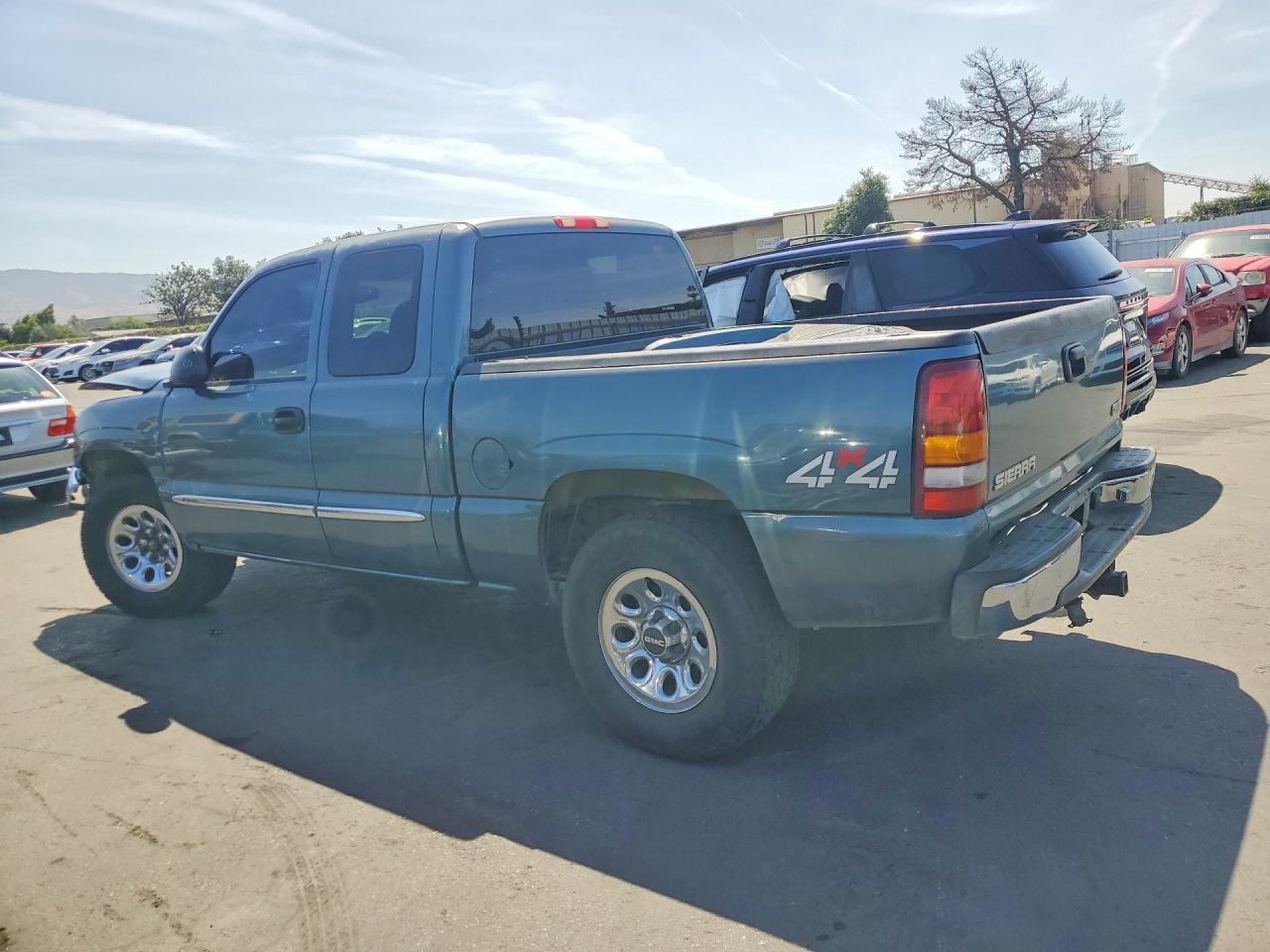 2006 GMC New Sierra K1500 - Фото 2
