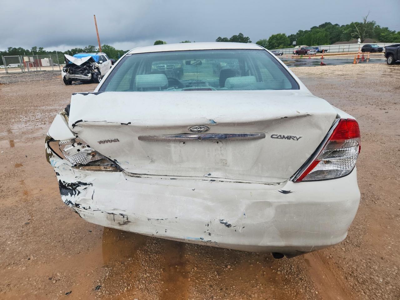 2002 Toyota Camry Le - Фото 6
