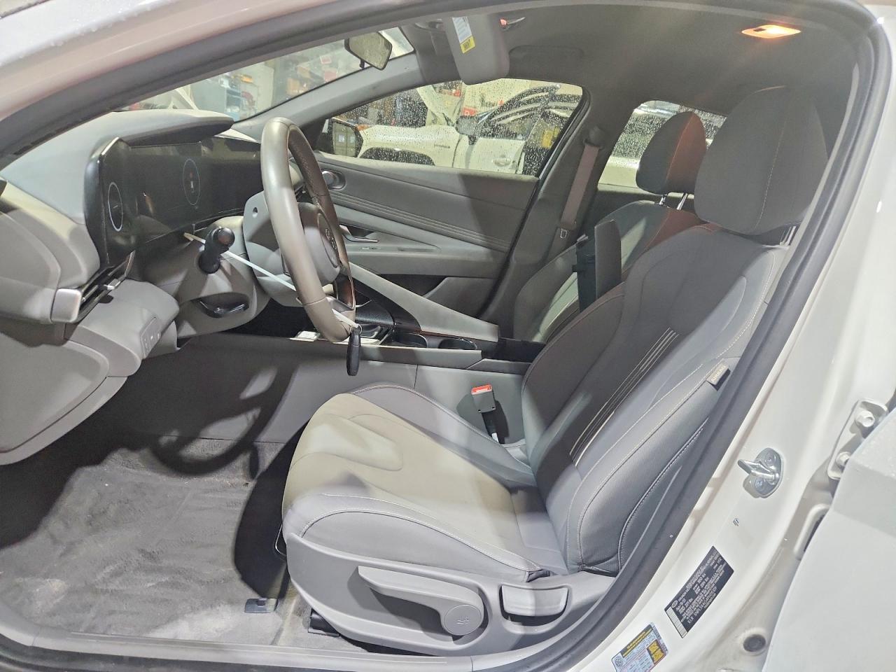 2023 Hyundai Elantra Sel - Image 7
