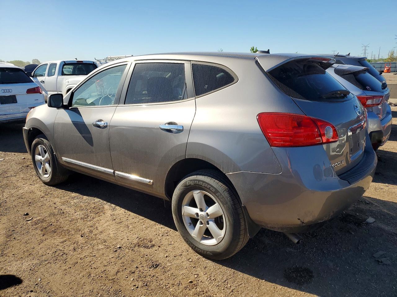 2013 Nissan Rogue S - Image 2