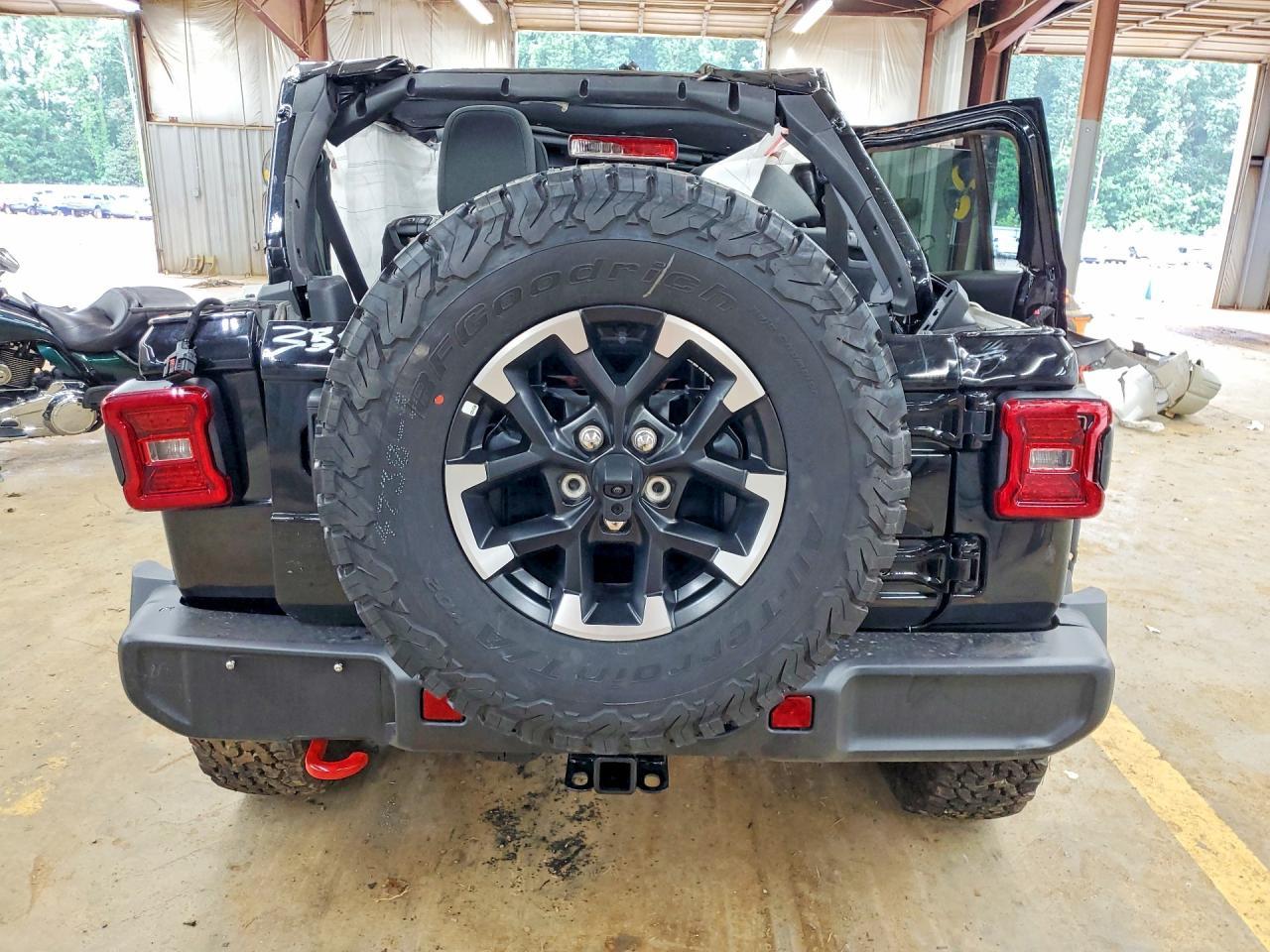 2026 Jeep Wrangler Rubicon - Image 6