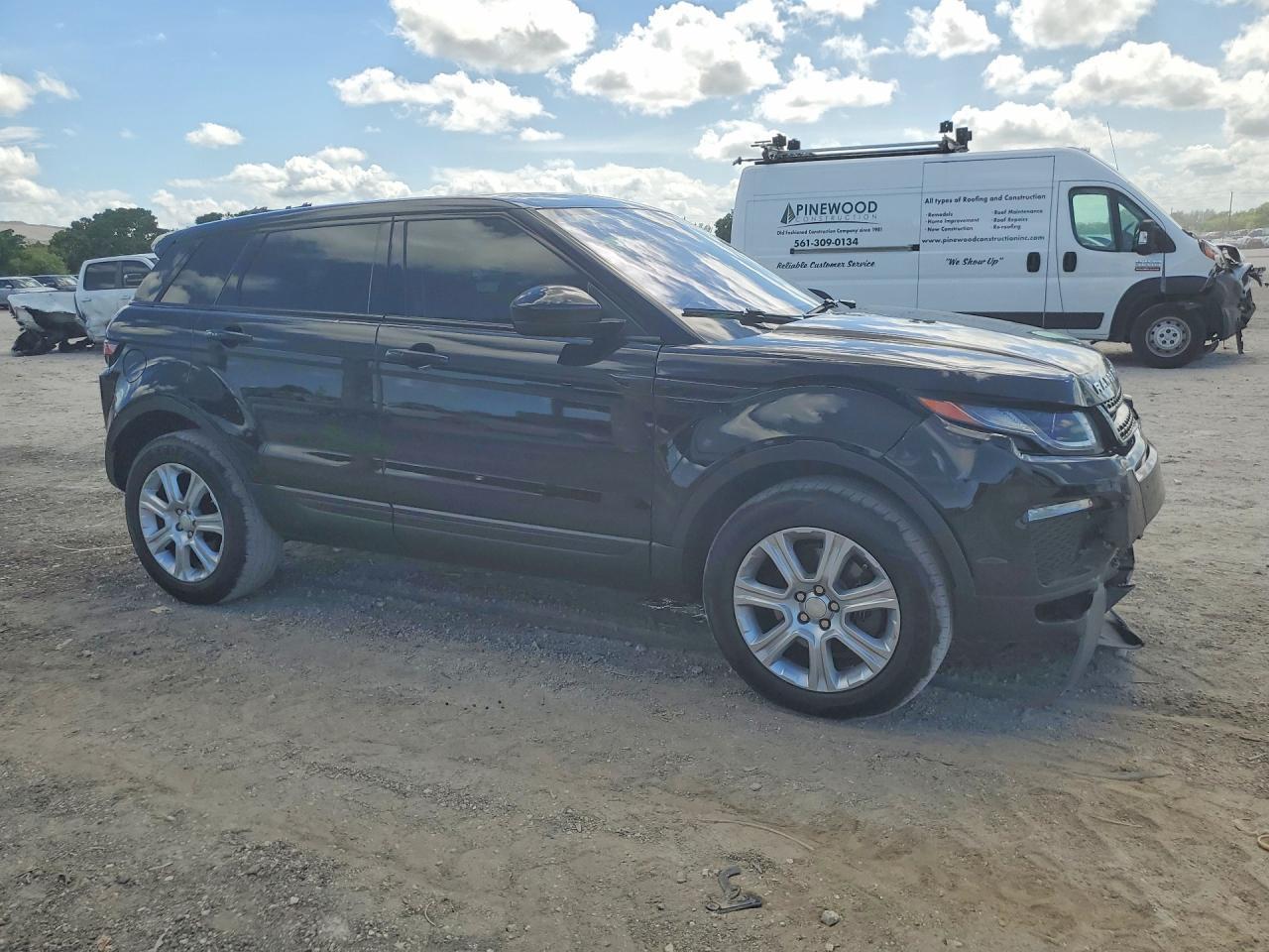 2019 Land Rover Range Rover Evoque Se - Фото 4