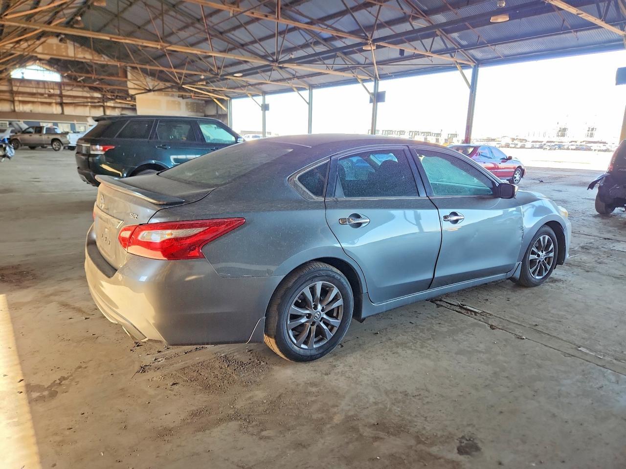 2017 Nissan Altima 2.5 S - Фото 3