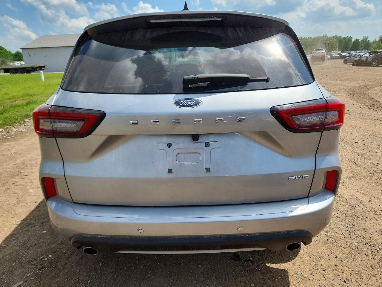 2023 Ford Escape St Line Select - Image 6