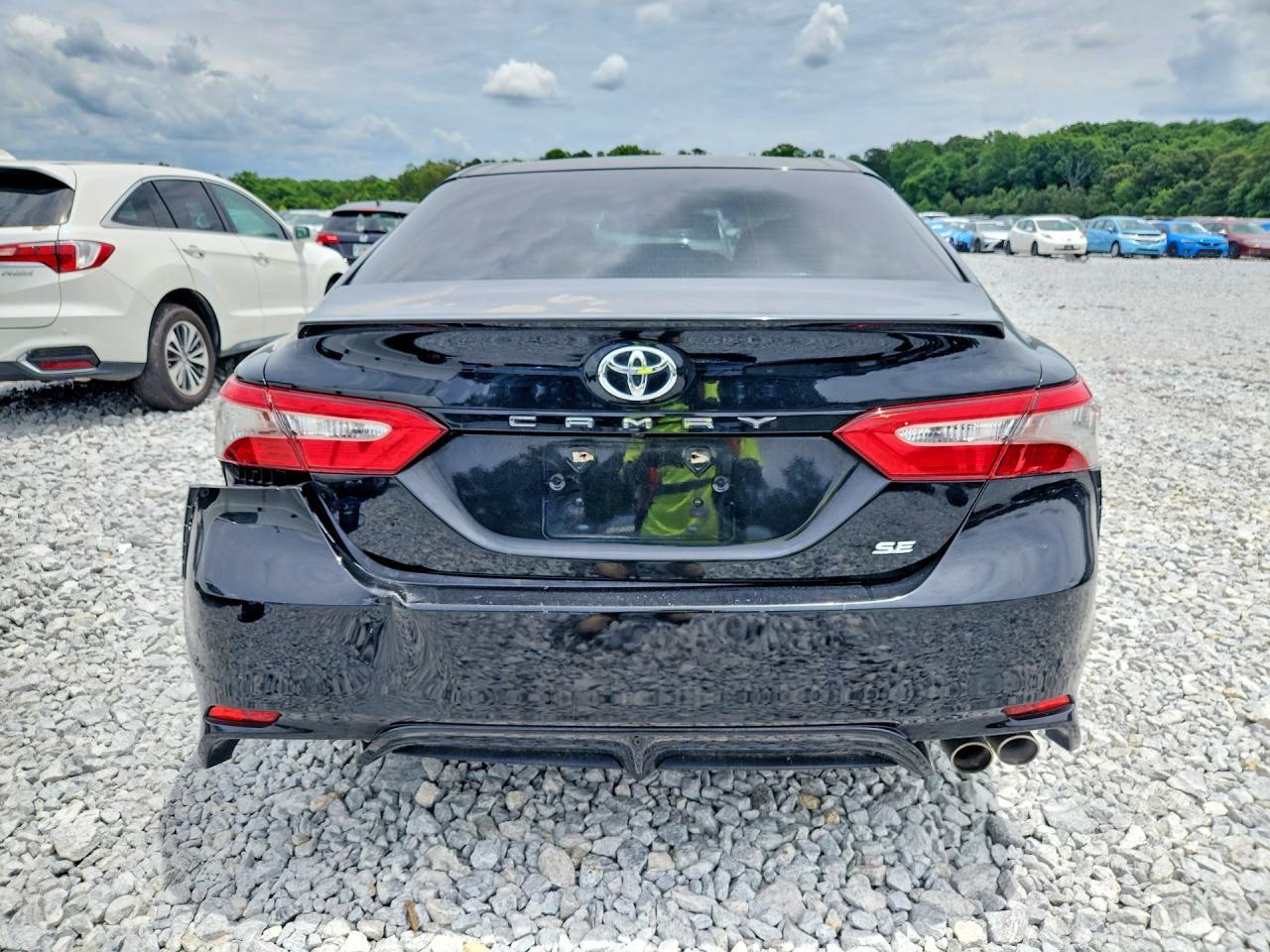 2018 Toyota Camry Se - Фото 6