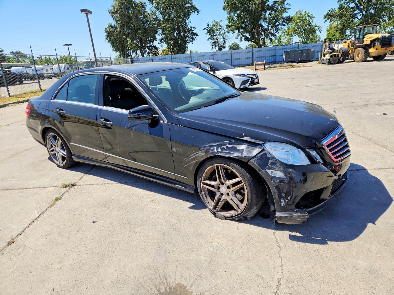 2011 Mercedes-Benz E 350 - Фото 4