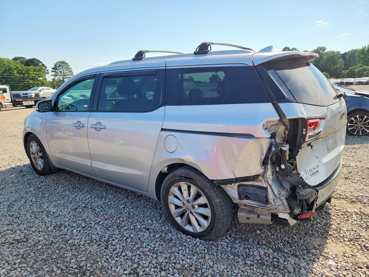 2018 Kia Sedona Ex - Image 2