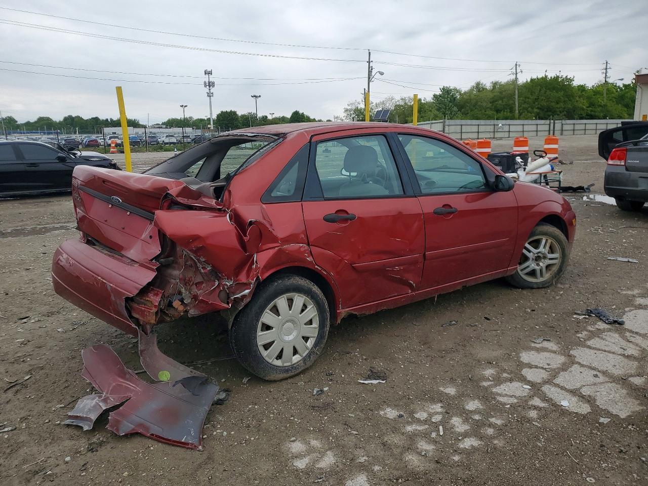 2004 Ford Focus Se Comfort - Image 3