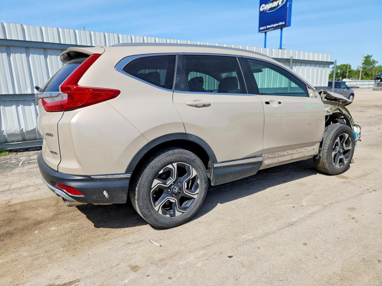 2018 Honda Cr-V Touring - Image 3