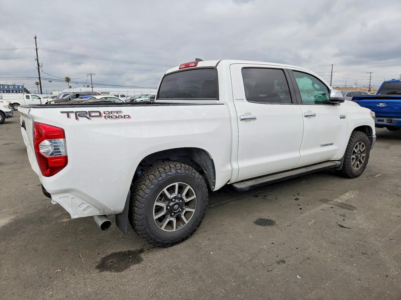 2020 Toyota Tundra Crewmax Limited - Image 3