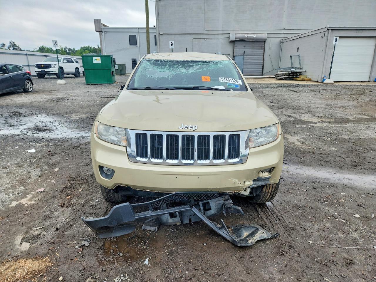 2011 Jeep Grand Cherokee Laredo - Image 5