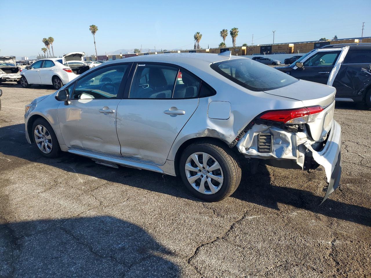 2025 Toyota Corolla Le - Image 2