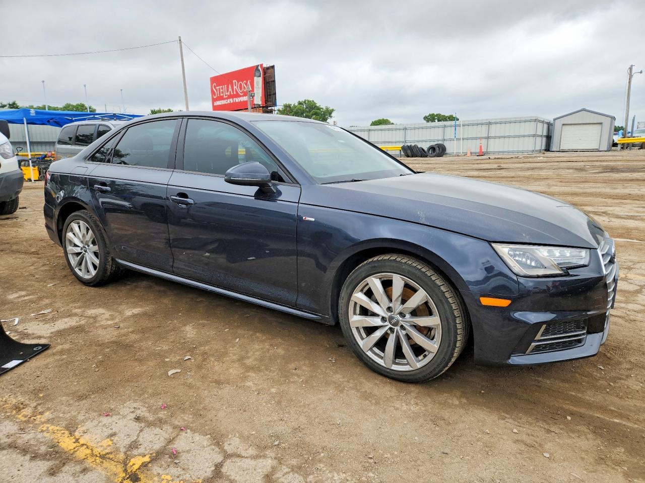 2018 Audi A4 Premium - Фото 4