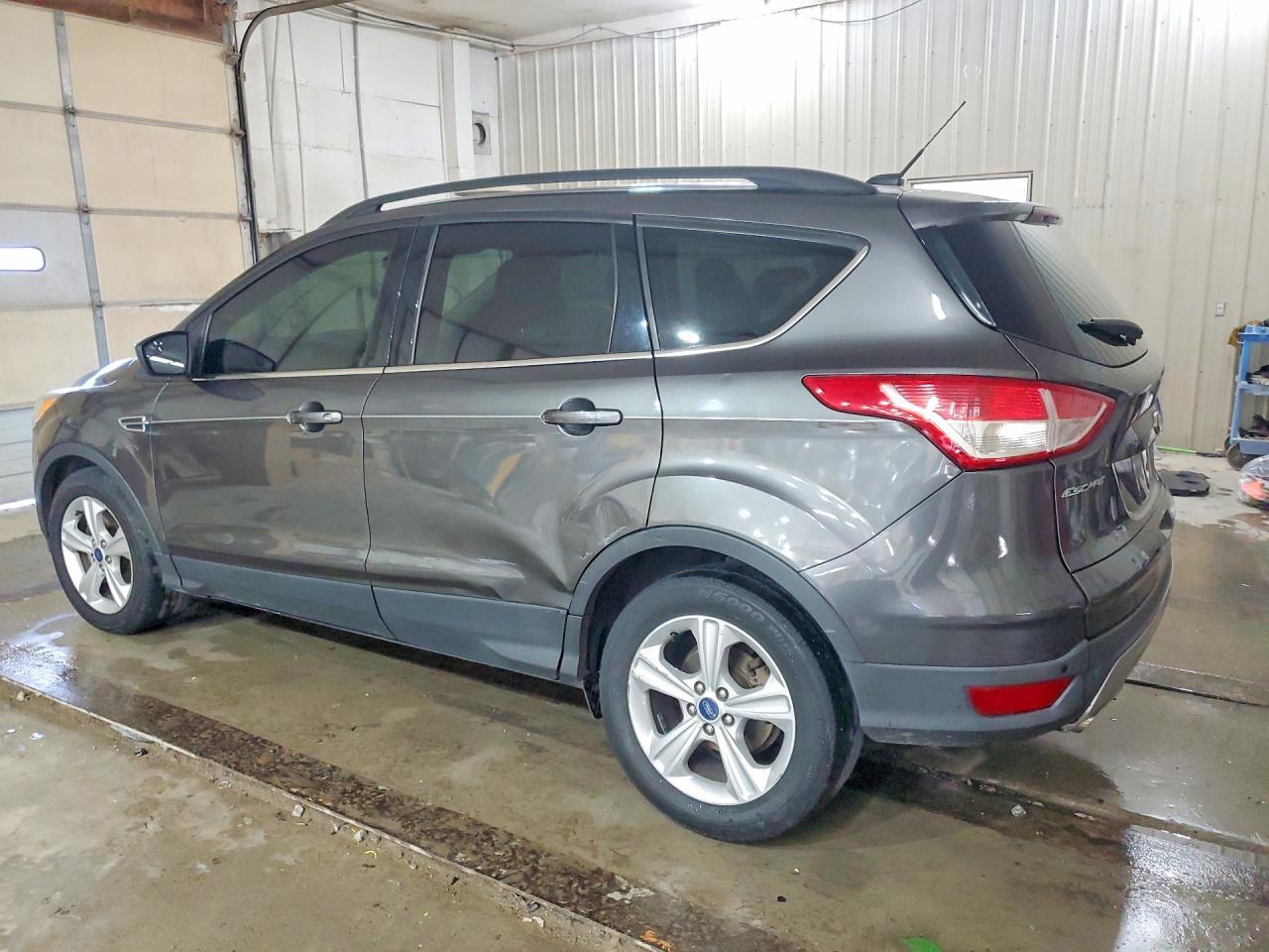 2015 Ford Escape Se - Image 2