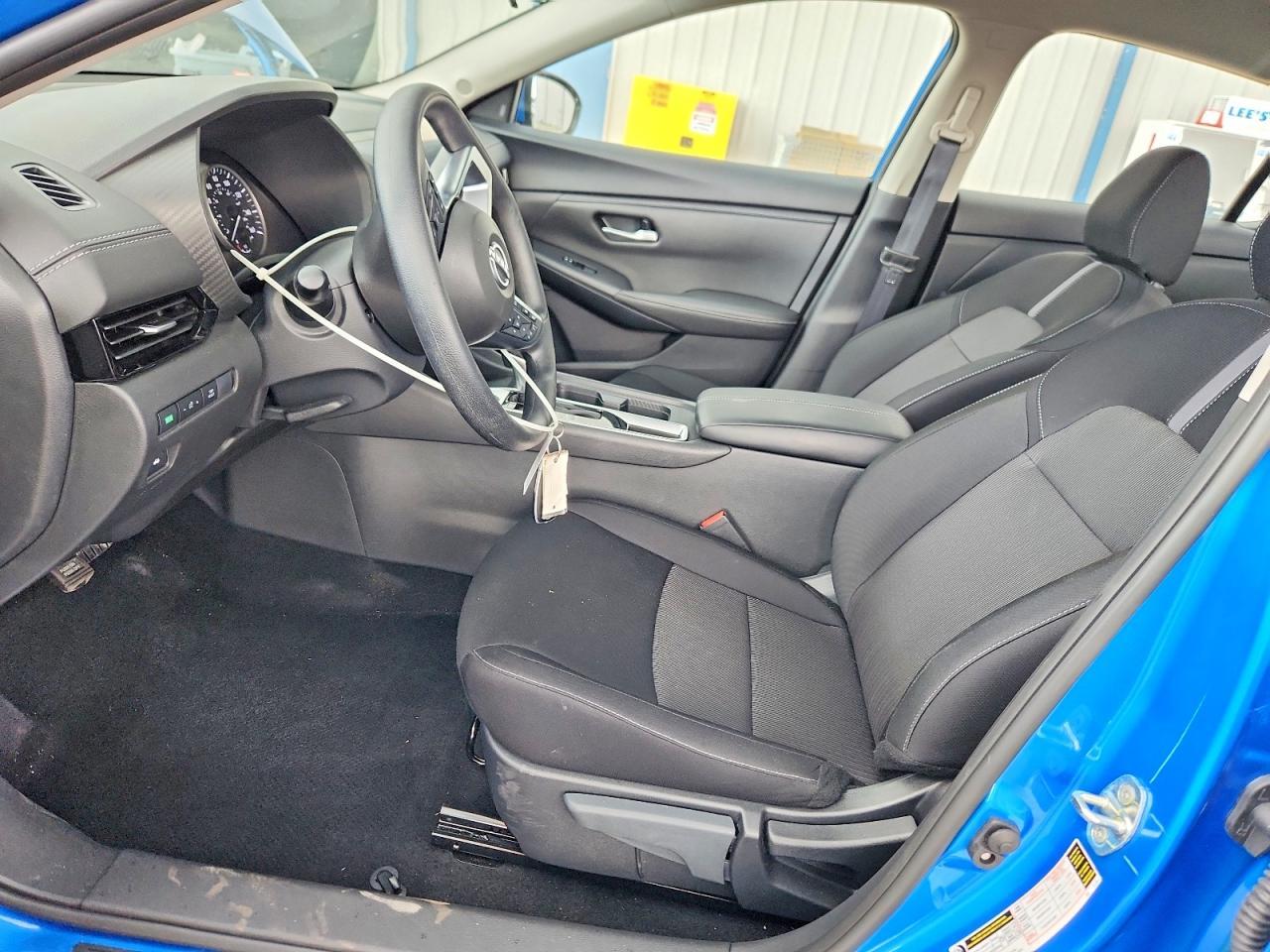 2025 Nissan Sentra Sv - Фото 7