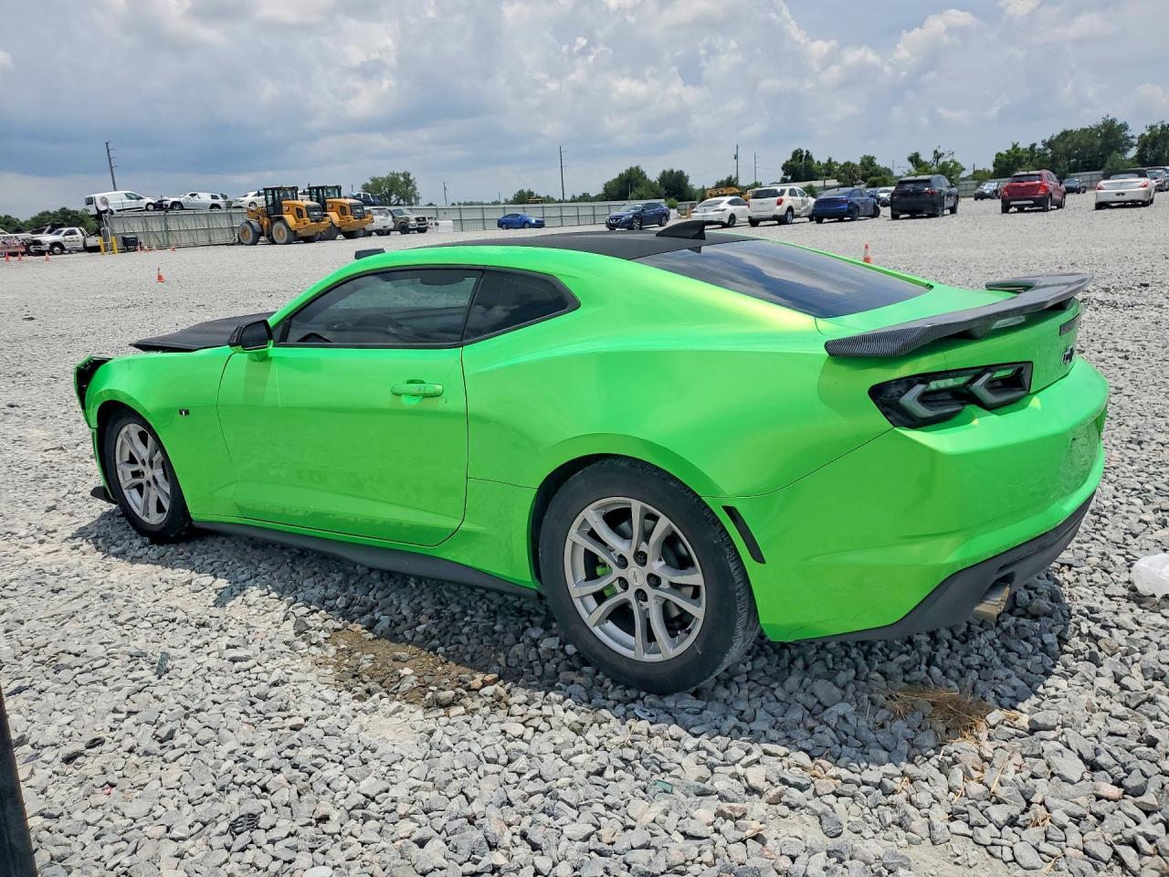 2022 Chevrolet Camaro Ls - Фото 2