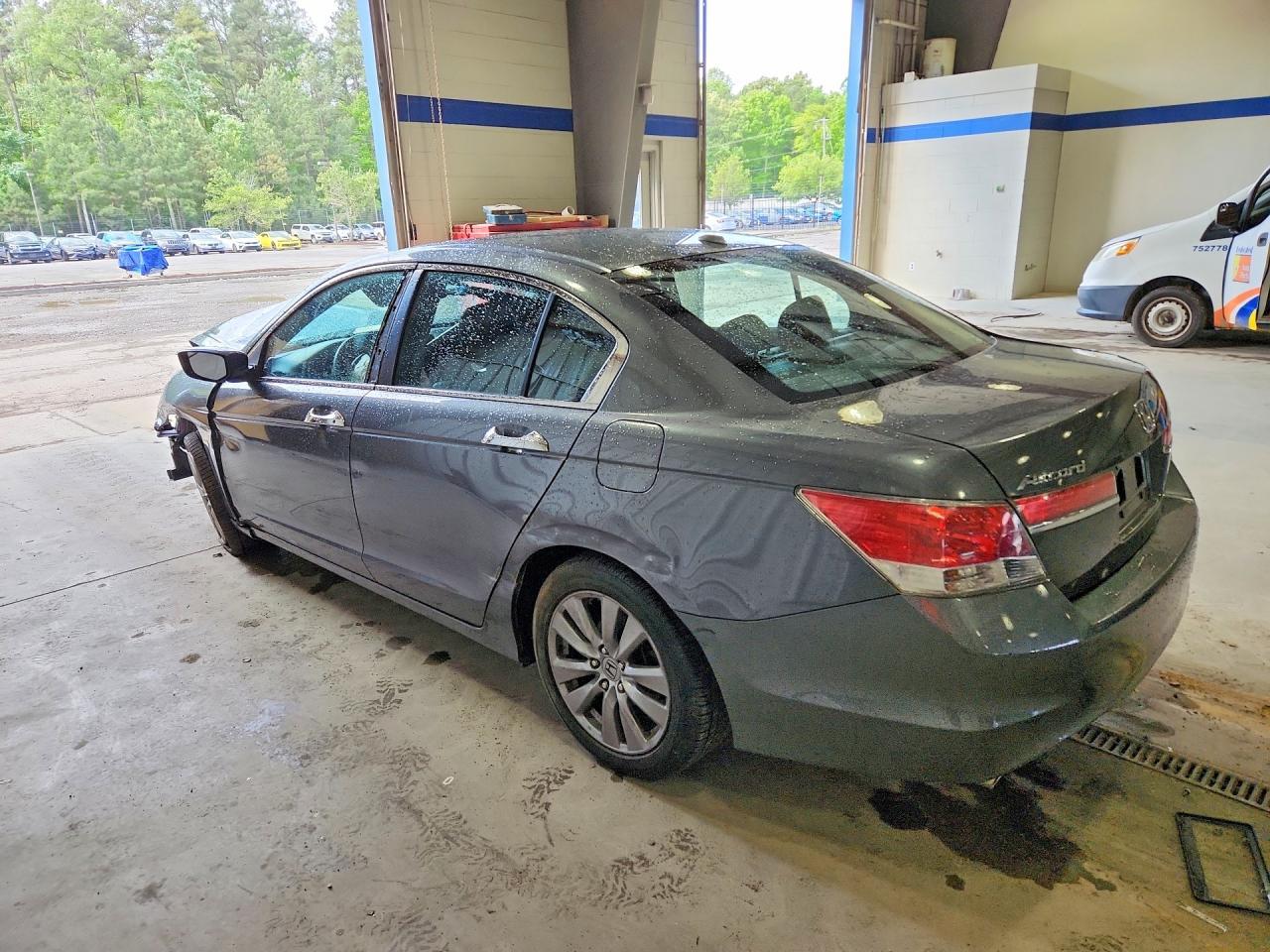 2012 Honda Accord Exl - Image 2