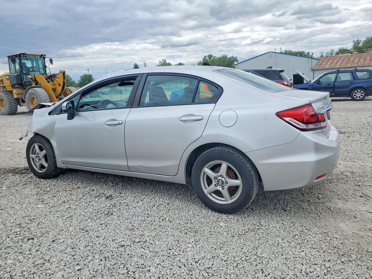 2015 Honda Civic - Фото 2