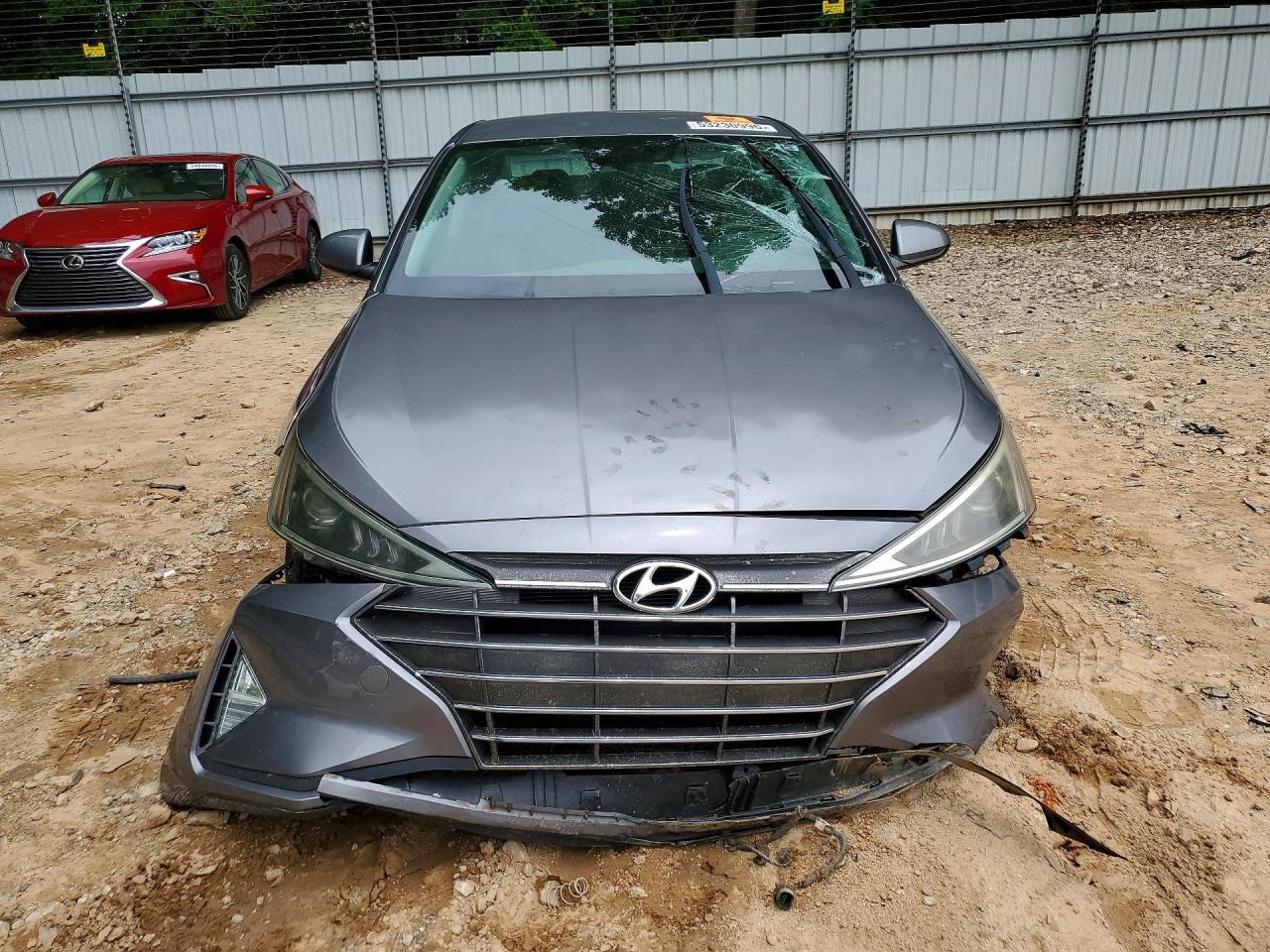 2020 Hyundai Elantra Sel - Фото 5