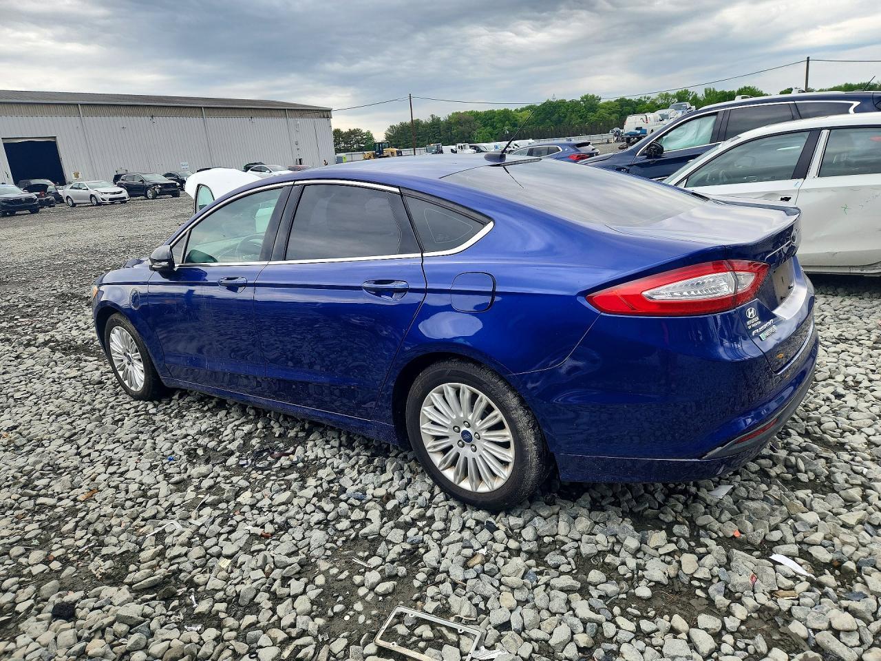 2016 Ford Fusion Se Phev - Фото 2