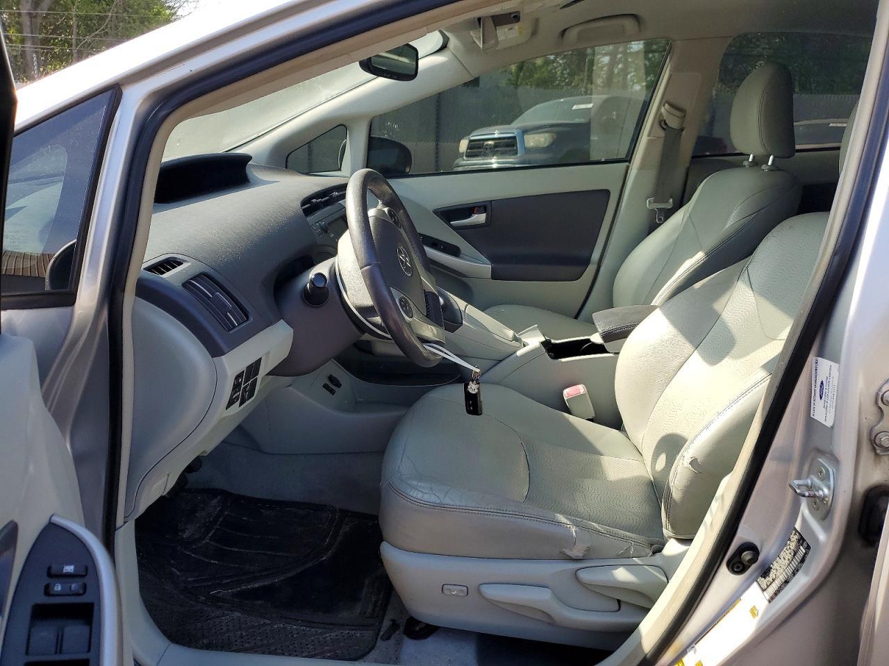 2010 Toyota Prius Iv - Image 7