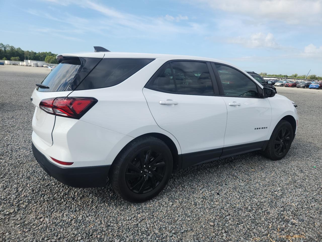 2023 Chevrolet Equinox Ls - Image 3