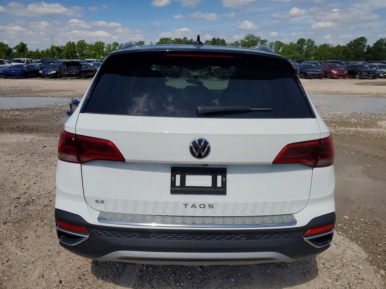 2024 Volkswagen Taos Se - Фото 6