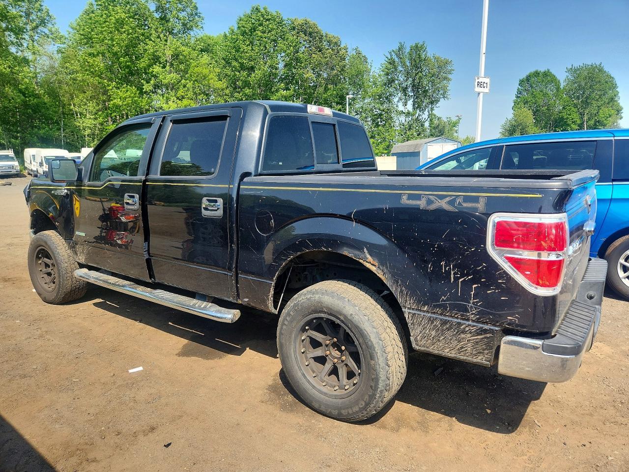 2013 Ford F150 Supercrew - Фото 2