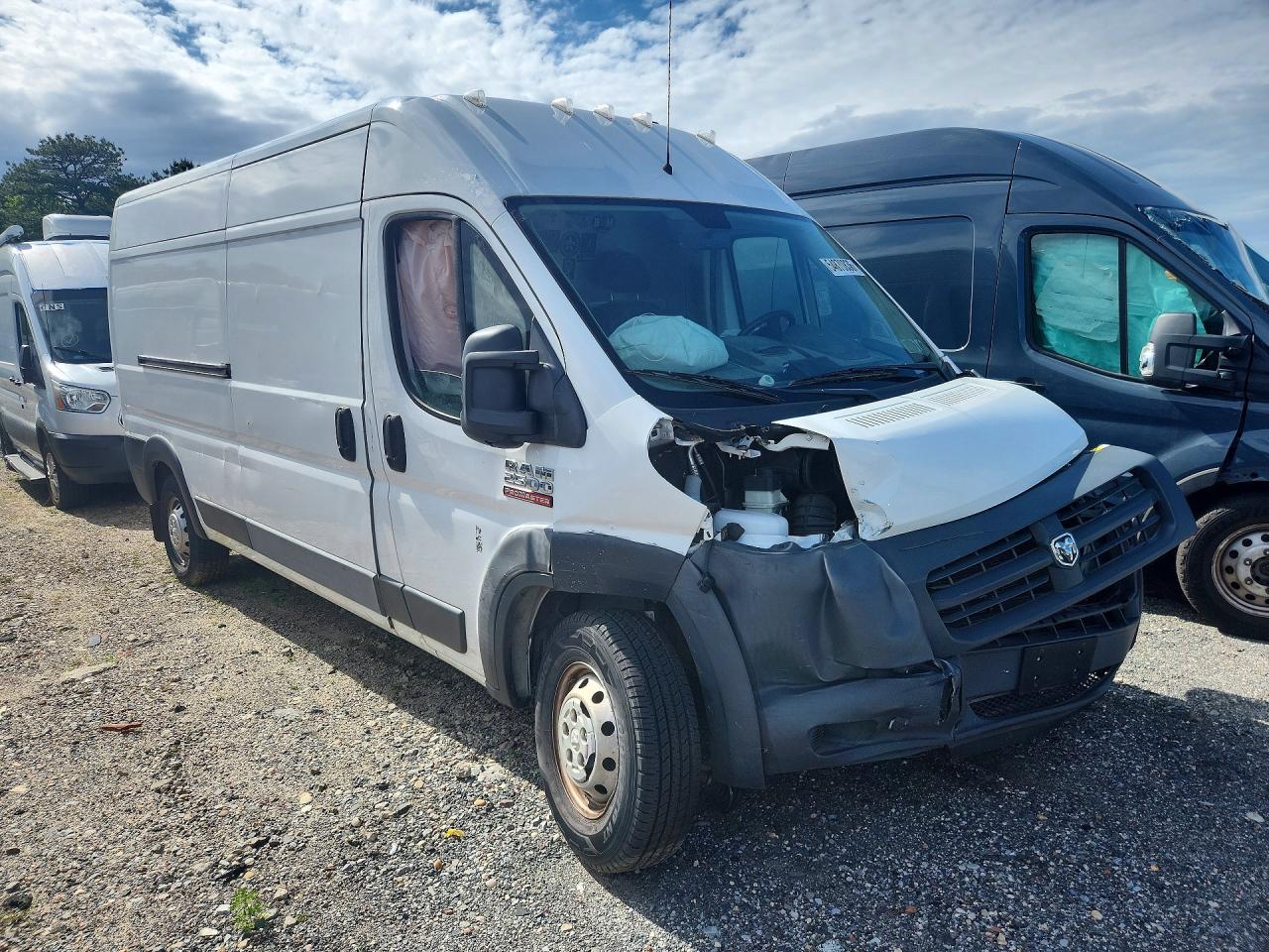 2015 Ram Promaster 3500 Utility / Service Van - Фото 4