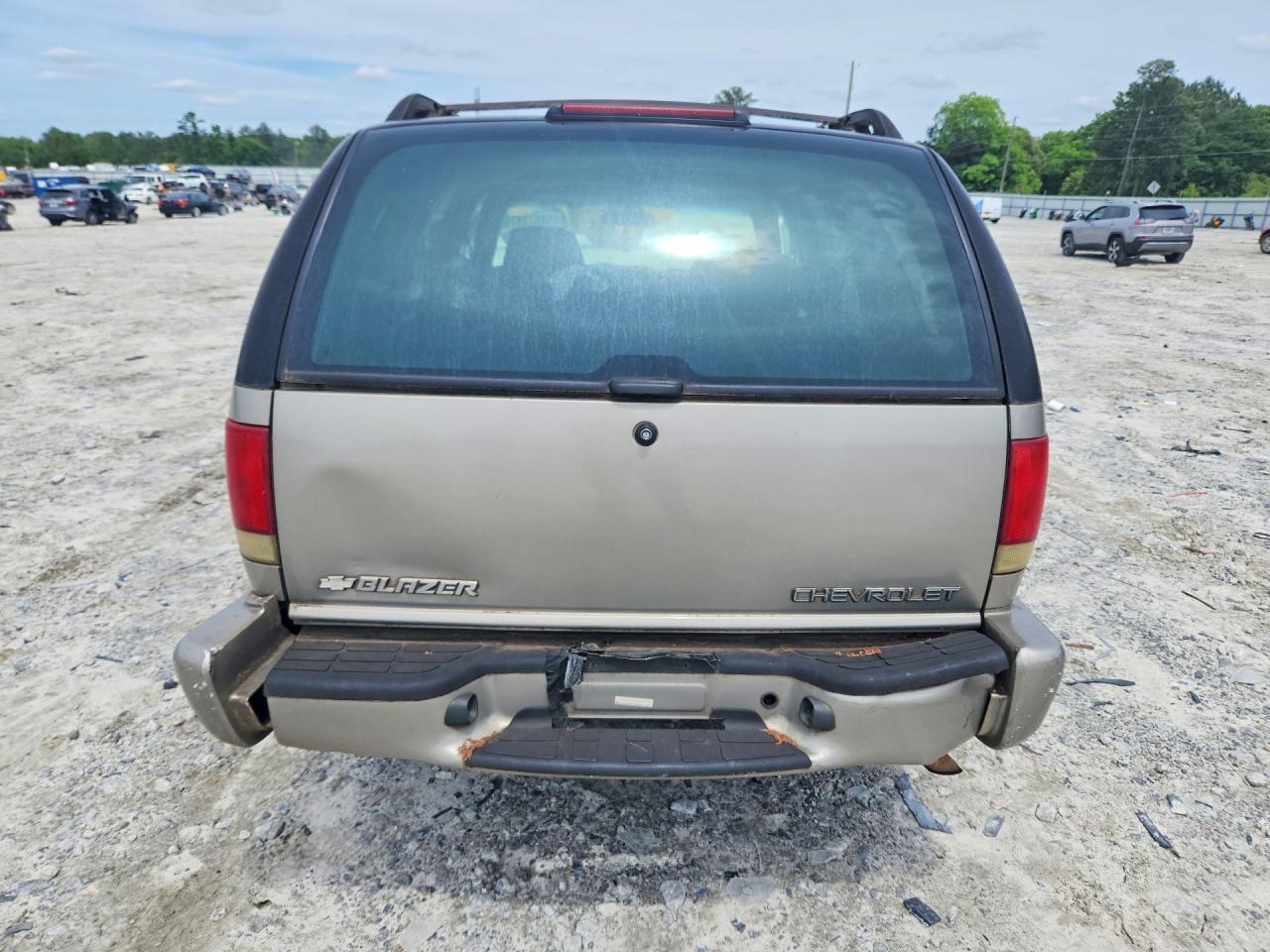 2003 Chevrolet Blazer - Image 6