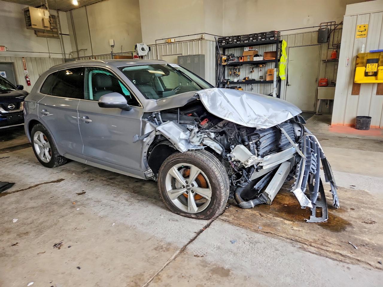 2020 Audi Q5 Premium Plus - Фото 4
