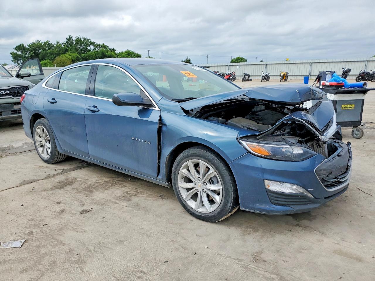 2024 Chevrolet Malibu Lt - Фото 4