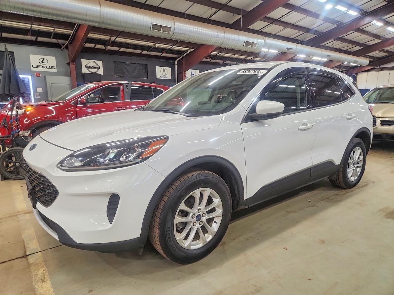 2020 Ford Escape Se
