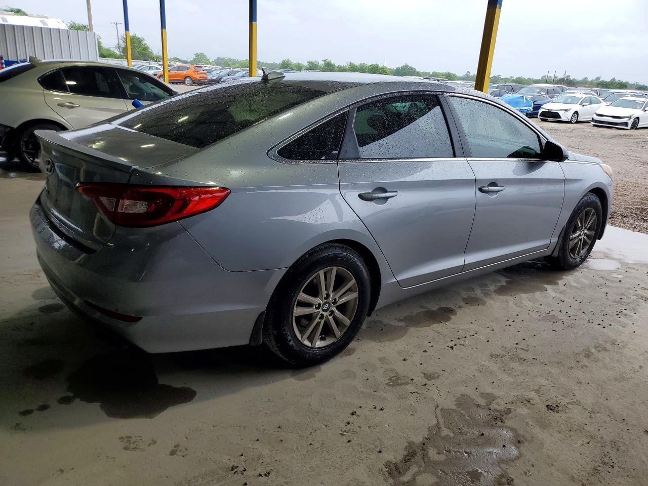 2017 Hyundai Sonata Se - Фото 3