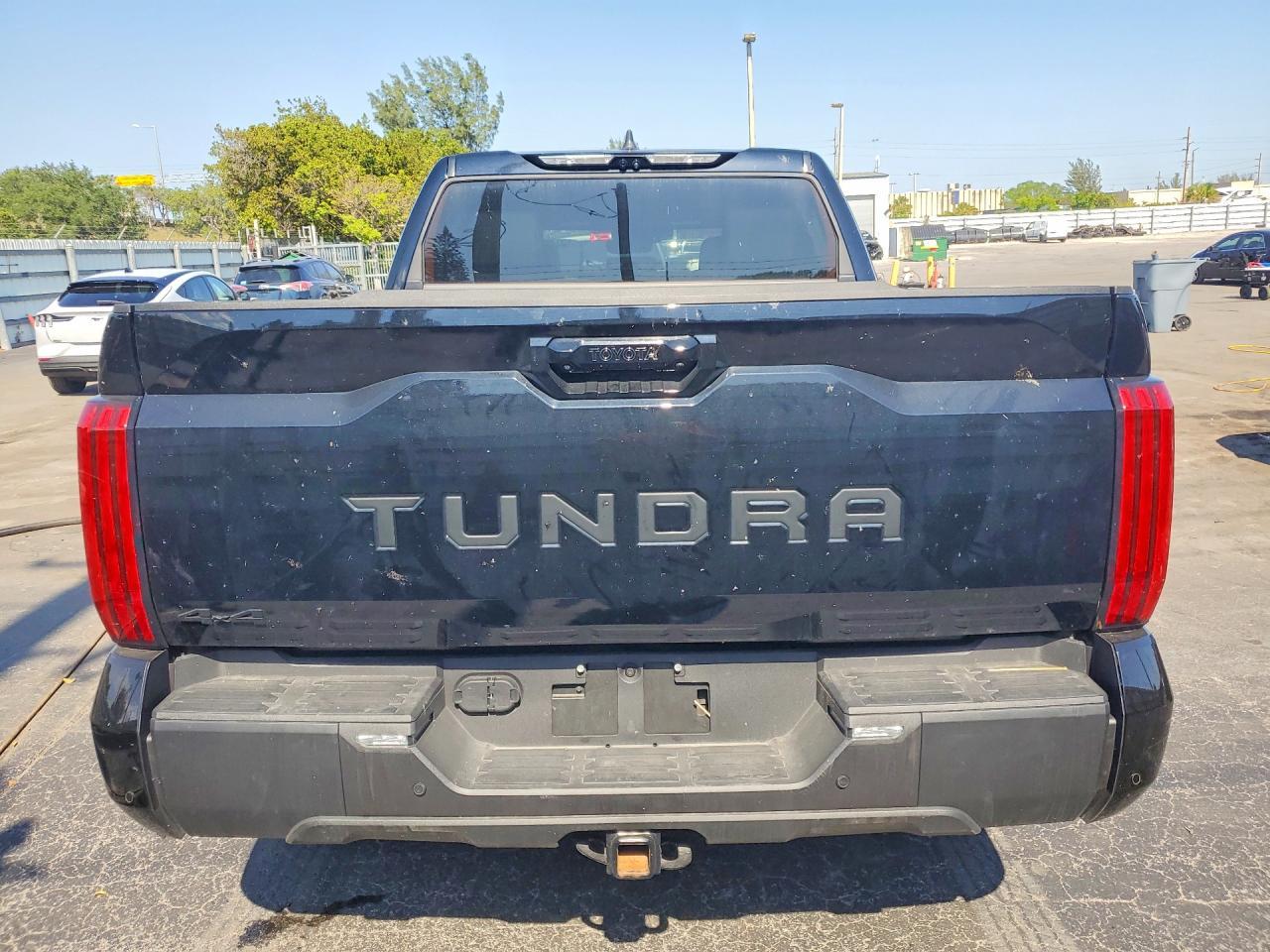 2025 Toyota Tundra Limited - Фото 6