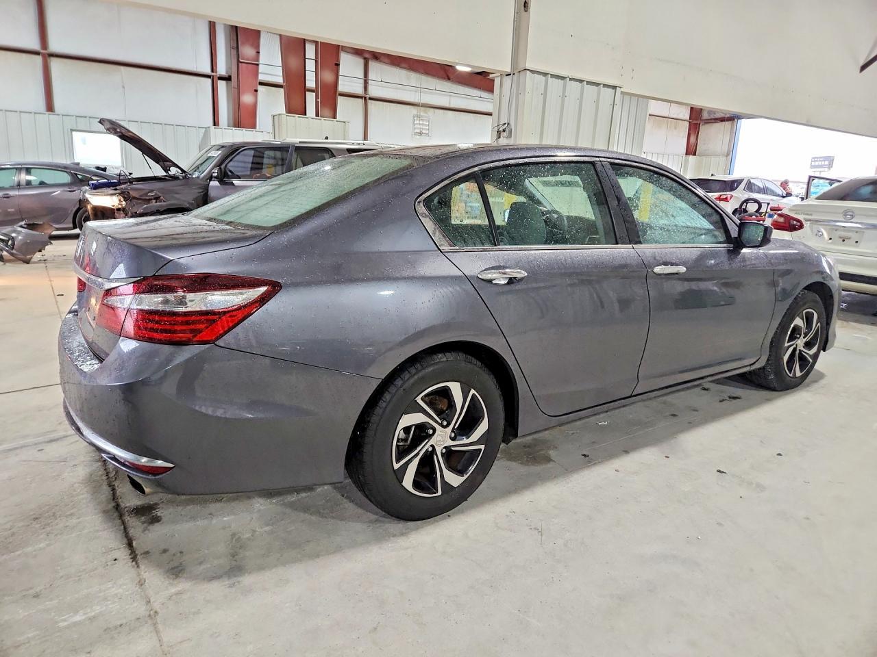 2017 Honda Accord Lx - Фото 3