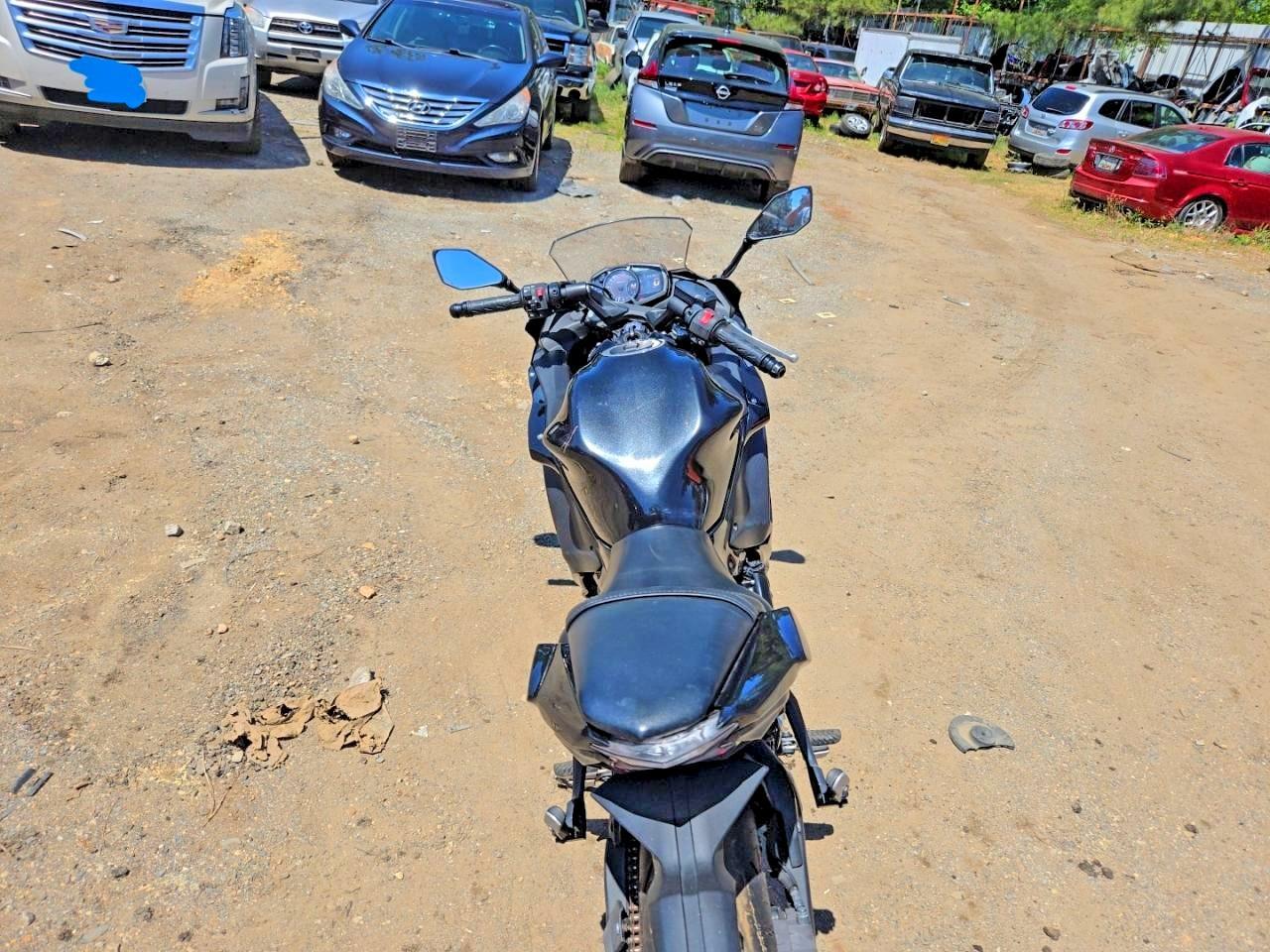 2019 Kawasaki Ex650 J - Фото 5