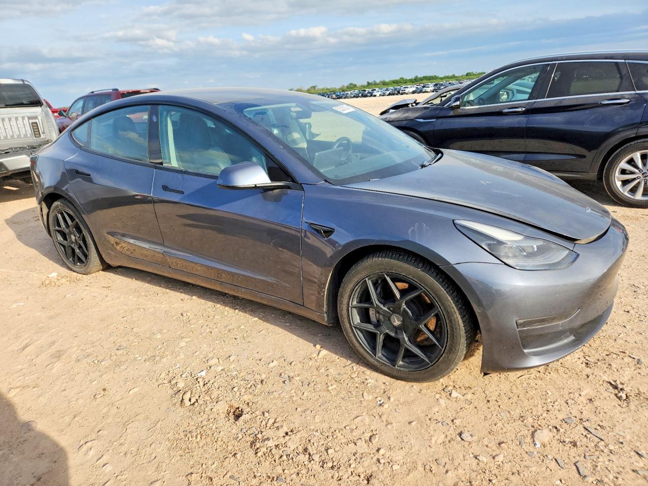 2021 Tesla Model 3 - Фото 4